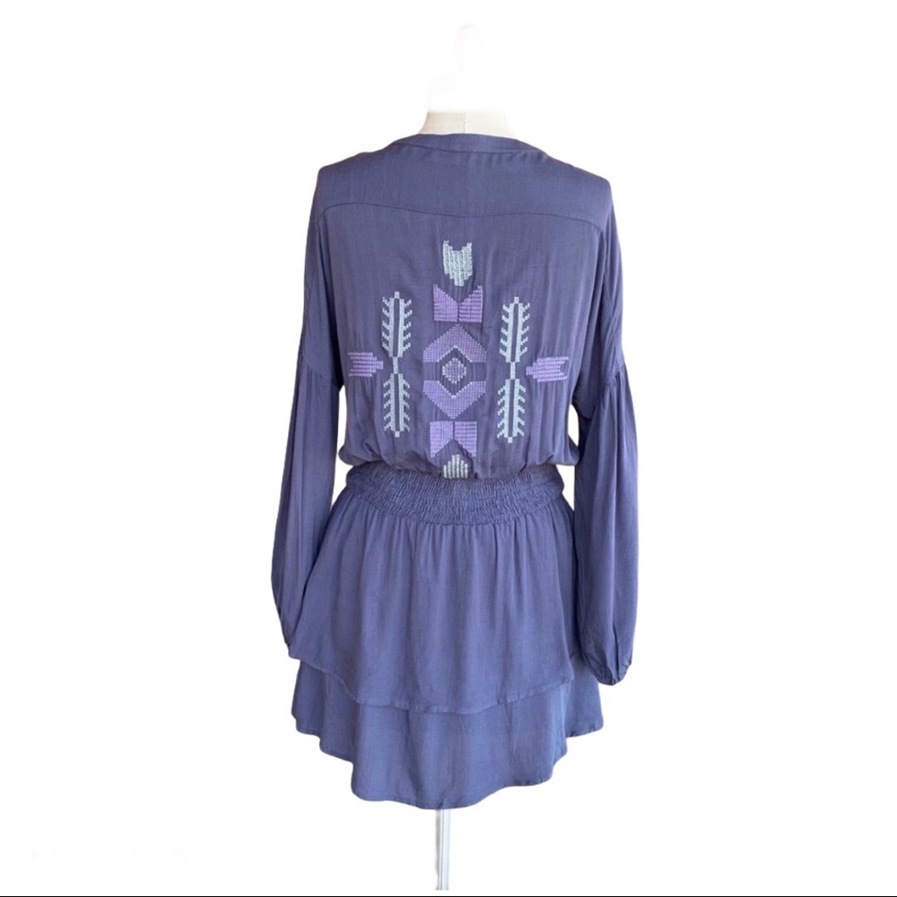 NWT Hummingbird Embroidery Ruching Mini Dress Size M - Picture 2 of 8